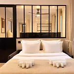 Champs-elysees - Prestige With Lift Avenue Matignon Appartement Parijs