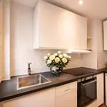 Apartment Champs-elysees - Prestige With Lift Avenue Matignon *