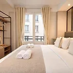 Champs-elysees - Prestige With Lift Avenue Matignon * Paris