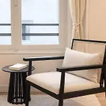 Champs-elysees - Prestige With Lift Avenue Matignon דירה