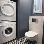 Champs-elysees - Prestige With Lift Avenue Matignon פריז