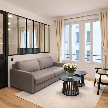 Champs-elysees - Prestige With Lift Avenue Matignon דירה פריז
