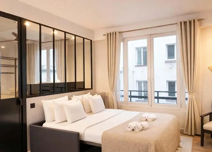 Apartament Champs-elysees - Prestige With Lift Avenue Matignon Paryż