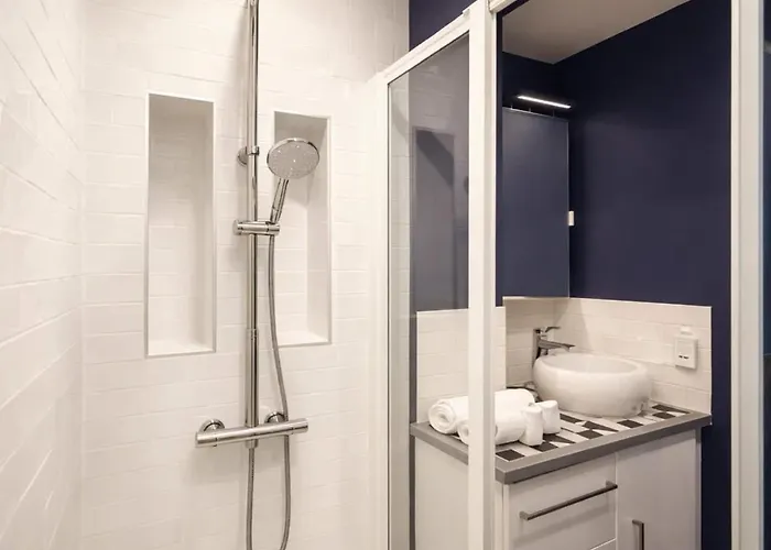 Champs-elysees - Prestige With Lift Avenue Matignon Apartament *