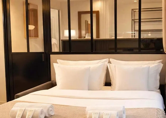 Apartamento Champs-elysees - Prestige With Lift Avenue Matignon